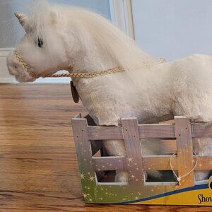 Breyer Showstoppers White Unicorn with Cardboard Stable - Soft Plush